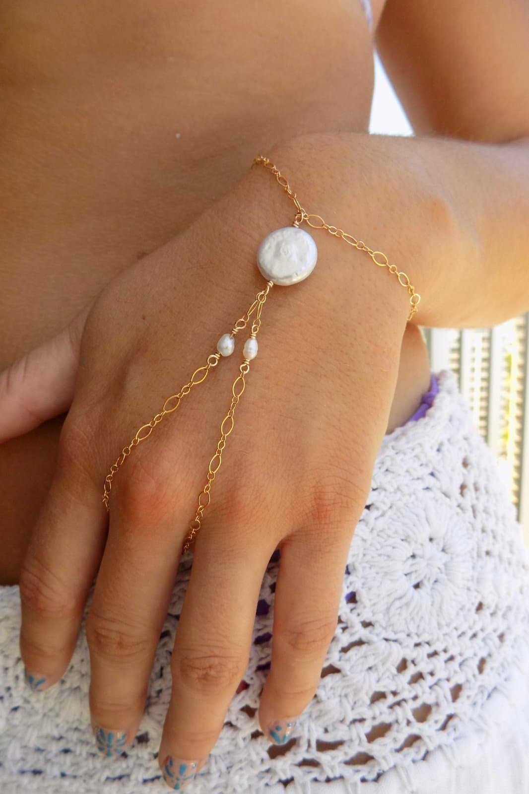 Mahina Hand Chain
